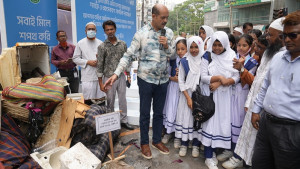খালগুলোকে সবাই ডাস্টবিন হিসেবে ব্যবহার করে: মেয়র আতিক