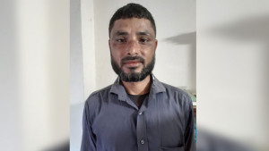 মেয়েকে বিদ্যালয়ে ভর্তি করতে গিয়ে জানলেন তিনি মৃত