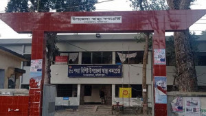 ফরিদপুরে বজ্রপাতে মাদরাসার ২১ শিক্ষার্থী আহত