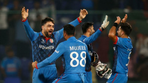 বিশ্বকাপে আফগানদের চমক ইশাক-খারোটি 
