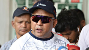 জাতীয় দলে পরীক্ষা-নিরীক্ষা বন্ধের আহ্বান জানালেন সুজন