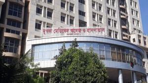 বাসাবোতে ১১ তলা থেকে পড়ে আহত শ্রমিকও মারা গেলেন  