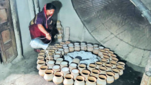 বালুভরার দইয়ের জুড়ি নেই