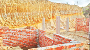 থামছে না পাহাড় কাটা অভিযানেও হামলা