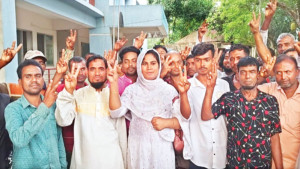 মুন্নীর মান রাখলেন দেওয়ানগঞ্জবাসী