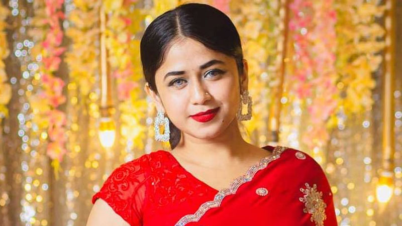 আমার মতো নাদান সেলিব্রিটিকে কারও দরকার হওয়ারও কথা নয়: ফারিয়া শাহরিন আমার মতো নাদান সেলিব্রিটিকে কারও দরকার হওয়ারও কথা নয়: ফারিয়া শাহরিন