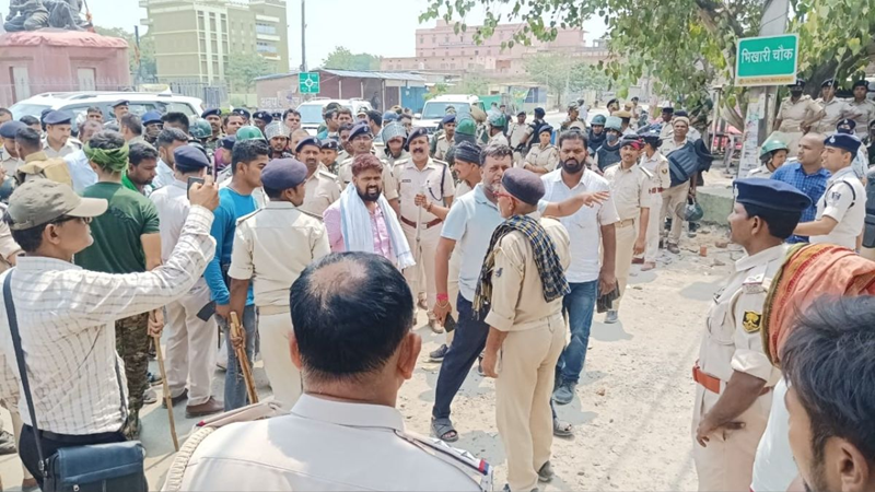 ভারতে নির্বাচন: ভোট-পরবর্তী সহিংসতায় উত্তপ্ত বিহার ভারতে নির্বাচন: ভোট-পরবর্তী সহিংসতায় উত্তপ্ত বিহার