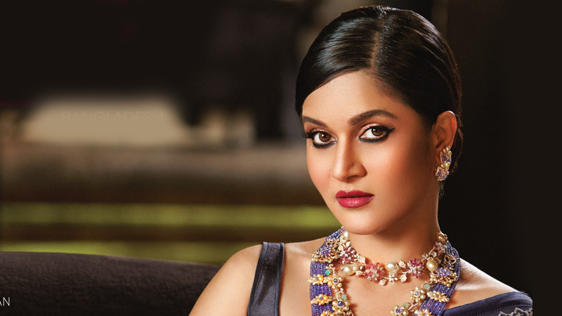 ‘দাদা সাহেব ফালকে উৎসব’-এ সেরা অভিনেত্রী মিথিলা ‘দাদা সাহেব ফালকে উৎসব’-এ সেরা অভিনেত্রী মিথিলা