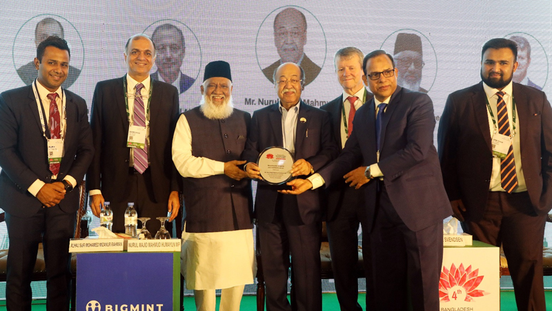 বাংলাদেশের লৌহ ও ইস্পাত শিল্পে বিশ্ববাজার সৃষ্টি হচ্ছে বাংলাদেশের লৌহ ও ইস্পাত শিল্পে বিশ্ববাজার সৃষ্টি হচ্ছে