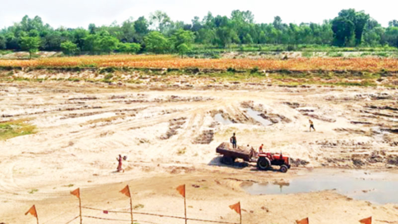 বালুখেকোর স্বঘোষিত মহাল তিস্তা ও ঘাঘট বালুখেকোর স্বঘোষিত মহাল তিস্তা ও ঘাঘট