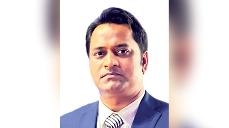 পারিবারিক বিনোদন কেন্দ্রে রূপান্তর হচ্ছে কৃত্রিম মাঠ পারিবারিক বিনোদন কেন্দ্রে রূপান্তর হচ্ছে কৃত্রিম মাঠ