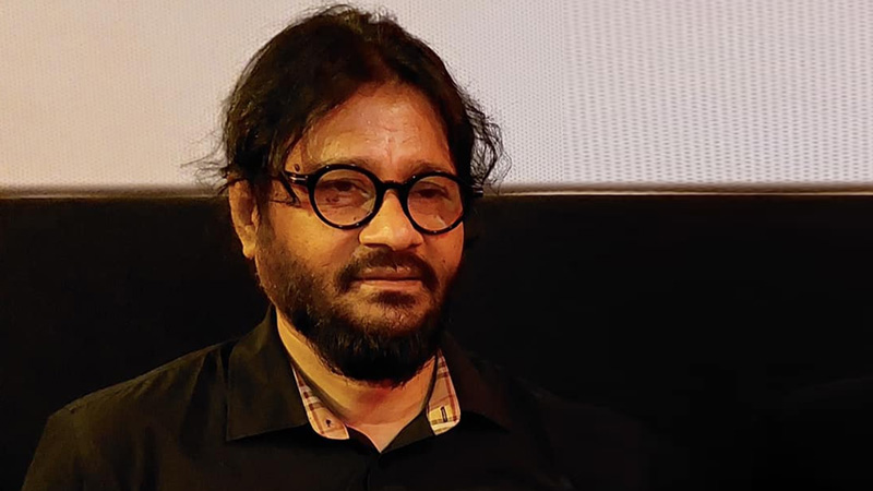 প্রিন্স মাহমুদ বললেন, ফেসবুকে লেখার কোটা শেষ! প্রিন্স মাহমুদ বললেন, ফেসবুকে লেখার কোটা শেষ!