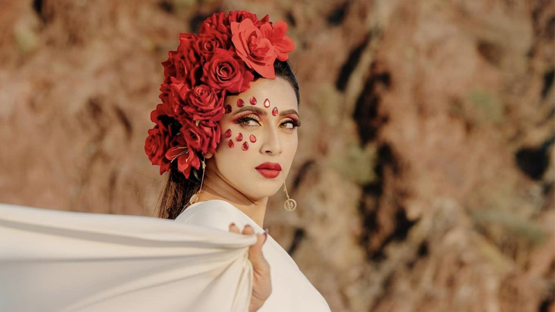 মরুর বুকে ৭ ছবিতে মিম মরুর বুকে ৭ ছবিতে মিম