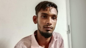 গণআন্দোলনে জীবিত স্বামীকে ‘মৃত’ দেখিয়ে শেখ হাসিনাসহ ১৩০ জনের নামে মামলা