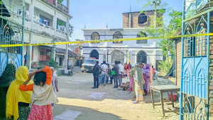 মাদ্রাসার পরিত্যক্ত কক্ষে শিশুর লাশ, পুলিশের ধারণা বলাৎকারের পর হত্যা