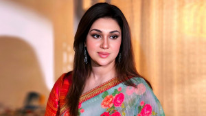 অপু বিশ্বাস ও হিরো আলমের বিরুদ্ধে আদালতে মামলা