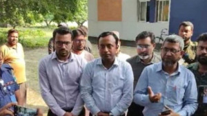 গাংনী উপজেলা শিক্ষা কর্মকর্তাকে লাঞ্ছিতের ঘটনায় মামলা