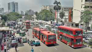 বাস ভাড়া কমানোর পর হরতাল প্রত্যাহার
