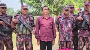শার্শা সীমান্তে গাজীপুরের সাবেক প্যানেল মেয়র আটক