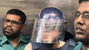 সাবেক খাদ্যমন্ত্রী কামরুল ৪ দিনের রিমান্ডে