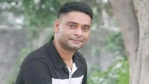 অগ্নিনির্বাপক যন্ত্র বিস্ফোরণে প্রাণ গেল ফায়ার সার্ভিসের গাড়ি চালকের