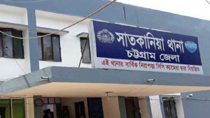 ডিবি পরিচয়ে বাড়িতে প্রবেশ, অর্থ-স্বর্ণালংকার লুট