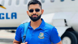 আঙুলের চোটে শামীম পাটোয়ারি
