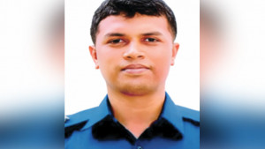 চাকরি ছেড়ে কানাডায় পাড়ি বিতর্কিত এএসপি জন রানার