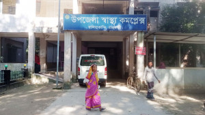দেড় বছর ধরে নেই জলাতঙ্কের টিকা