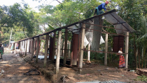 হুমকির পর ভেঙে ফেলা হলো আশ্রয়ণের ঘর