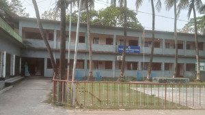 কর্মদিবসেও তালাবদ্ধ থাকে বিভিন্ন সরকারি দপ্তর