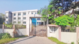 নির্মাণের ৪ বছরেও চালু হয়নি  সিরাজগঞ্জের ট্রমা সেন্টার