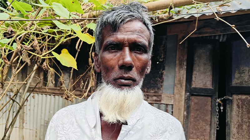 ‘গাভী দুটি আমি চুরি করেছি, আমাকে মাফ করে দিয়েন’ ‘গাভী দুটি আমি চুরি করেছি, আমাকে মাফ করে দিয়েন’