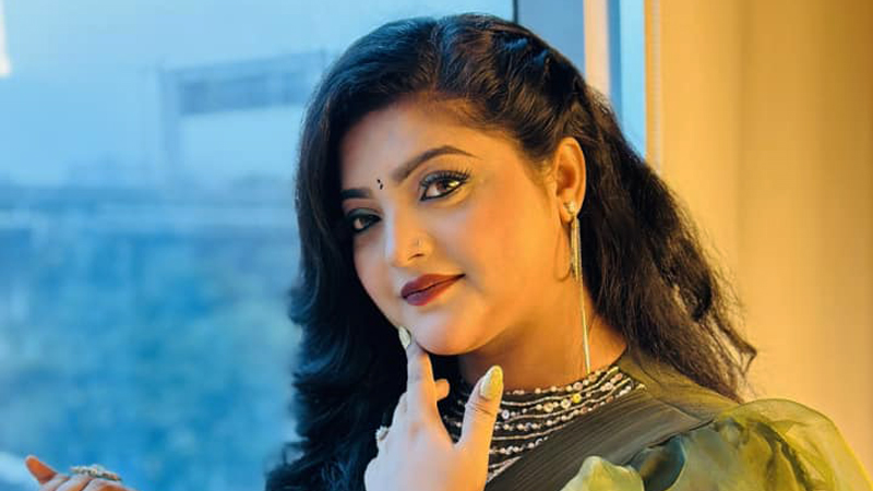 কোনো শো নেই, শিল্পী-মিউজিশিয়ান প্রায় সবাই বেকার: সালমা কোনো শো নেই, শিল্পী-মিউজিশিয়ান প্রায় সবাই বেকার: সালমা