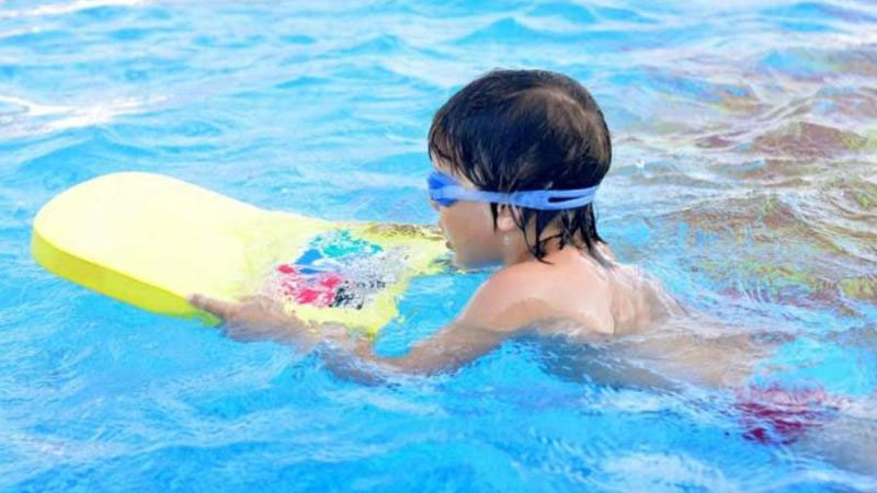 সাঁতার না জানায় বাড়ছে মৃত্যু সুইমিং পুল চায় শহরবাসী সাঁতার না জানায় বাড়ছে মৃত্যু সুইমিং পুল চায় শহরবাসী