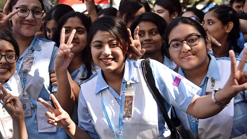 এইচএসসির ফল প্রকাশ, পাসের হার ৭৭.৭৮ শতাংশ এইচএসসির ফল প্রকাশ, পাসের হার ৭৭.৭৮ শতাংশ