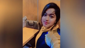 স্ত্রীকে খুনের পর বিদেশে চলে যান স্বামী