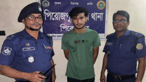 ঢাকায় অপহৃত স্কুলছাত্রী পিরোজপুর থেকে উদ্ধার, অপহরণকারীকে গ্রেপ্তার