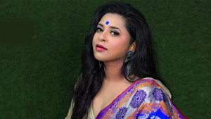 চাকরি যাওয়ার পর ‘আলো আসবেই’ গ্রুপ নিয়ে মুখ খুললেন জ্যোতি