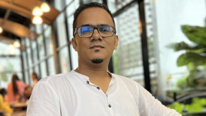 এফডিসিকে কেন ভয়ের জায়গা বললেন পরিচালক অনন্য মামুন
