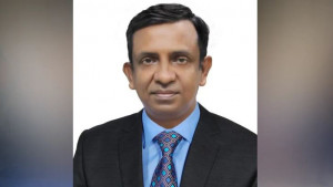 সাবেক সিনিয়র সচিব আমিনুল ইসলাম খান আটক