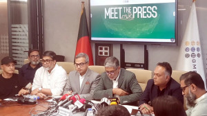পোশাক শিল্প এখন স্থিতিশীল: বিজিএমইএ
