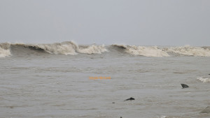 সাগর খুবই উত্তাল, ঝড়ো হাওয়ার শঙ্কা