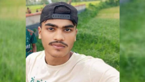 স্কুলছাত্রীকে ধর্ষণের অভিযোগ, মামলা দিতে গিয়ে লাঞ্ছিত স্বজনরা