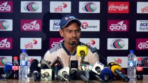 চট্টগ্রাম টেস্টের একাদশ প্রসঙ্গে যা জানালেন তাইজুল