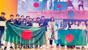 বাংলাদেশের চার স্বর্ণপদক