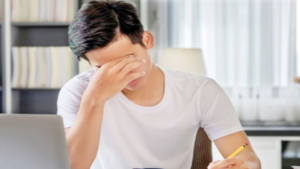 মানসিক চাপে যত্নশীল হওয়া প্রয়োজন