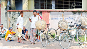 ‘হামার ফির আকাল শুরু হইচে’