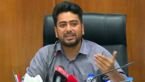 রাষ্ট্রপতি ইস্যুতে যা বললেন তথ্য উপদেষ্টা