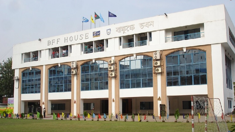 সদস্যপদ নিয়েই সব আকর্ষণ সদস্যপদ নিয়েই সব আকর্ষণ